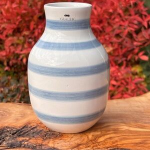 NIB Kahler Danish Omaggio Ceramic Vase